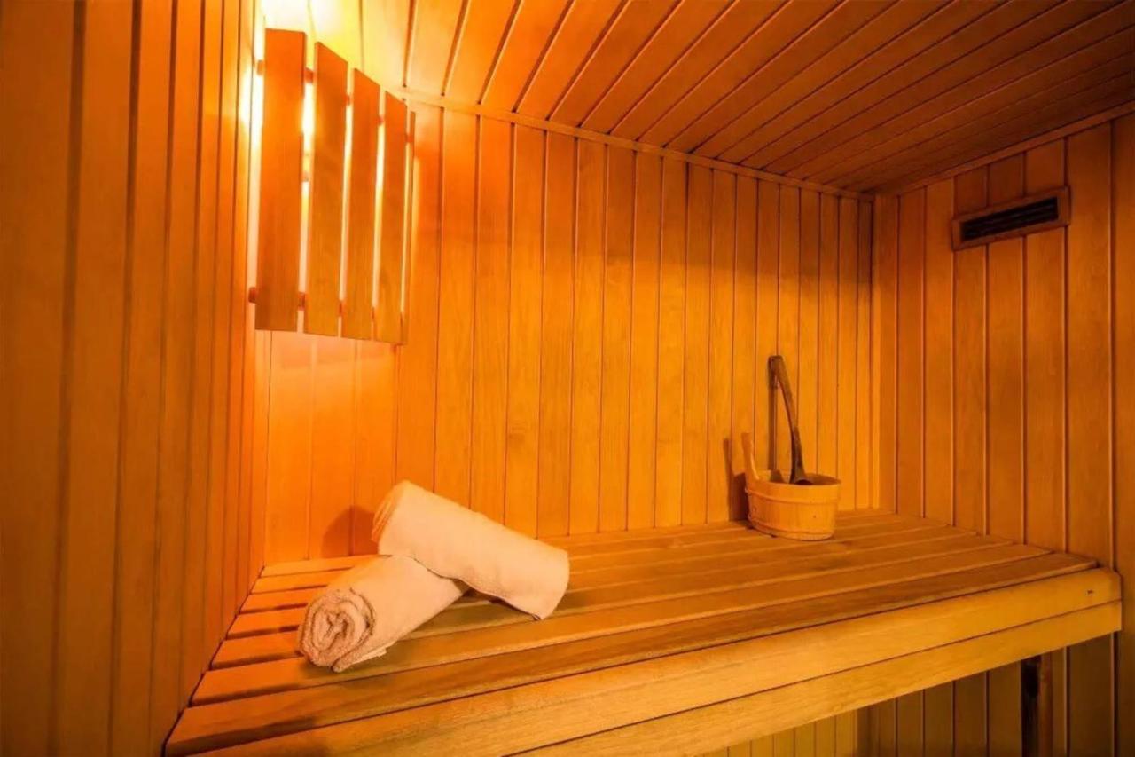 Chalet Moeki Acces Piscine Sauna Les Déserts Kültér fotó